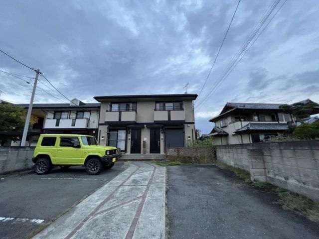 烏畔館の建物外観