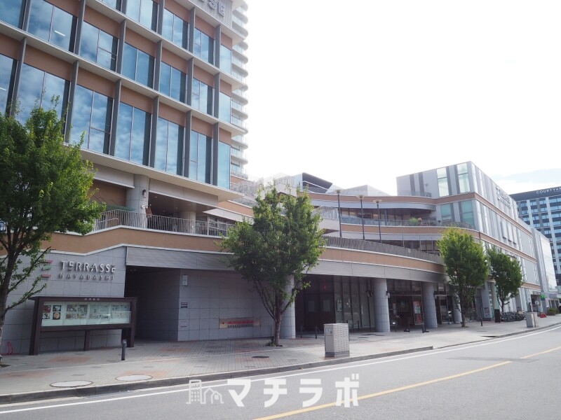 【名古屋市中区栄のマンションのショッピングセンター】