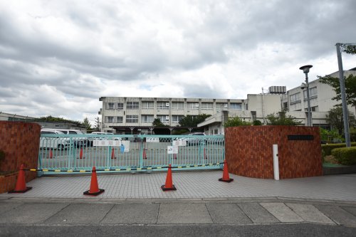 【堺市中区土師町のアパートの小学校】