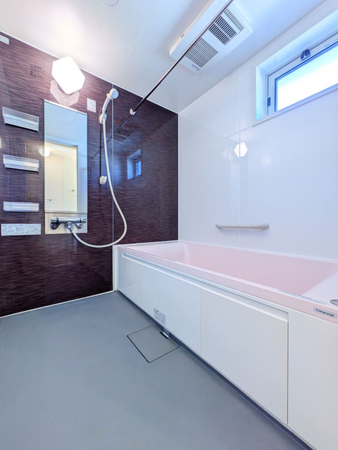 バス・シャワールーム　バス