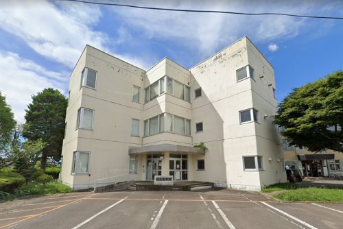 図書館　登別市立図書館（図書館）まで319m