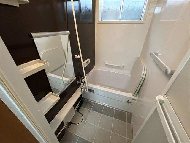 バス・シャワールーム　バスルーム