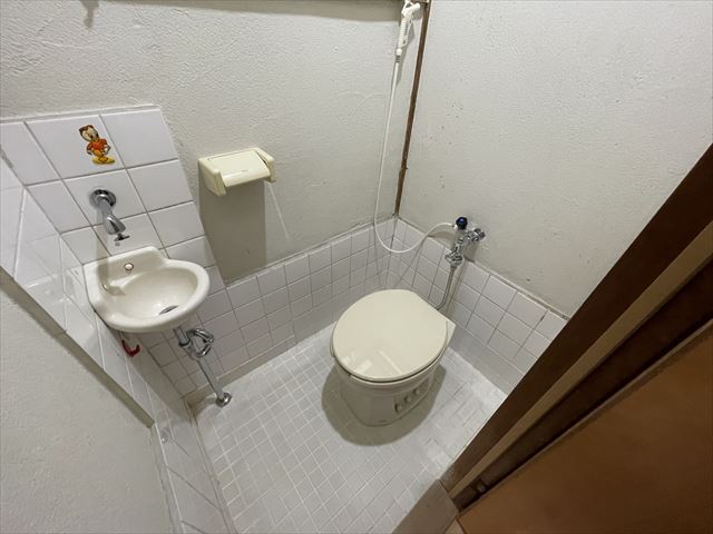 トイレ　トイレ