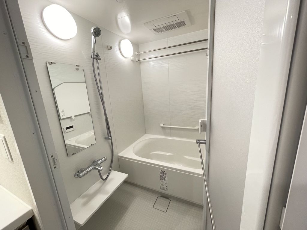 バス・シャワールーム　浴室