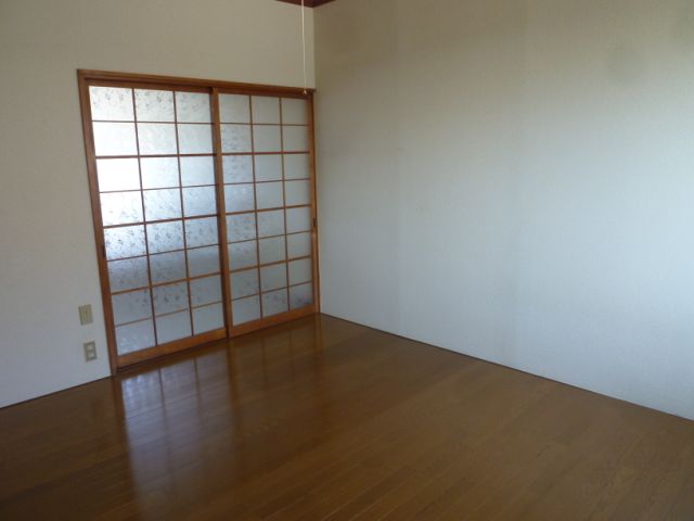 居室・リビング　洋室７帖のお部屋です