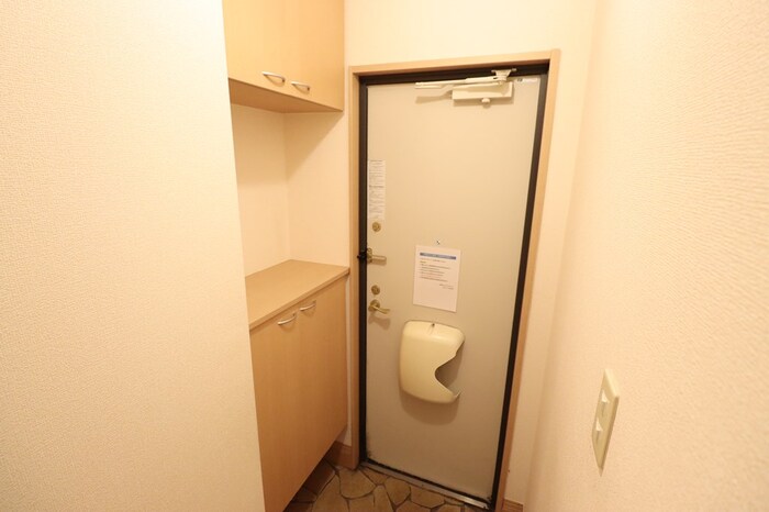 収納　シューズボックス