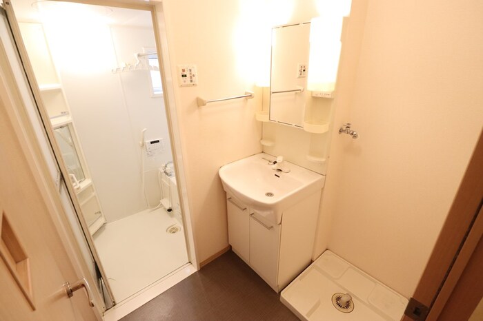 洗面設備　洗髪洗面化粧台