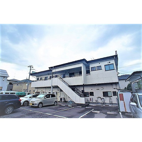 建物外観　玄関側