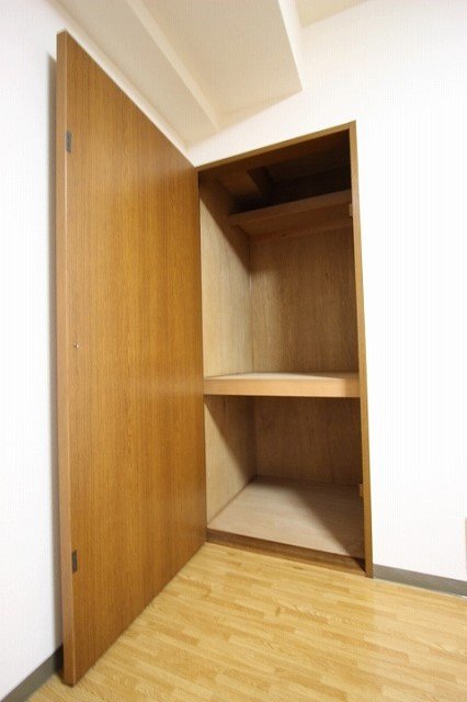 収納　同物件別号室