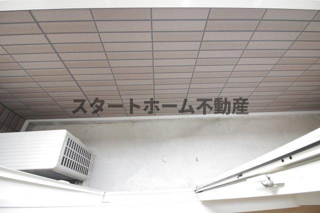 バルコニー　開放的で明るい空間を演出してくれるバルコニーです