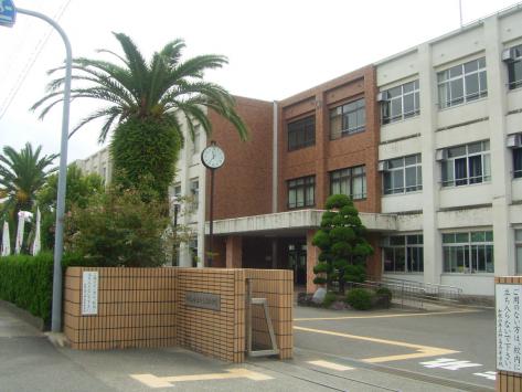 高校・高専　和歌山県立神島高校（高校・高専）まで1135m