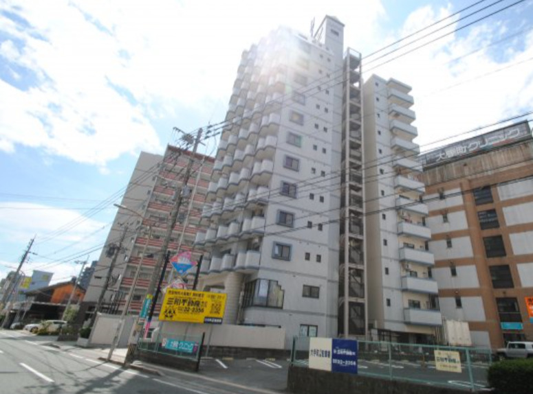 建物外観　外観は落ち着いています