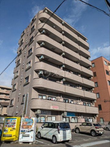 ＪＲ宇都宮線 宇都宮駅 バス乗車時間：8分 最寄りバス停で下車 徒歩6分 築28年