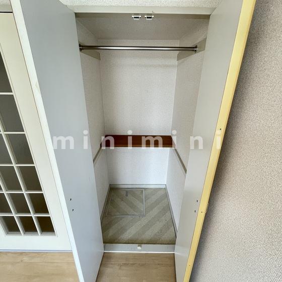 収納　※写真は別号室のものですので現状優先とさせていただきます