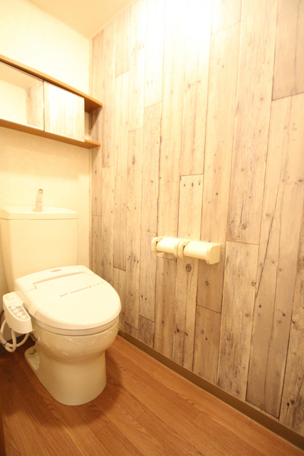 トイレ　かっこいい！ウォシュレット付トイレ