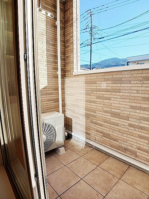 バルコニー　陽当たり良好なバルコニーです♪