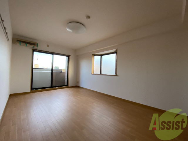 居室・リビング　リビングは９．５帖とても広々していていいですね～