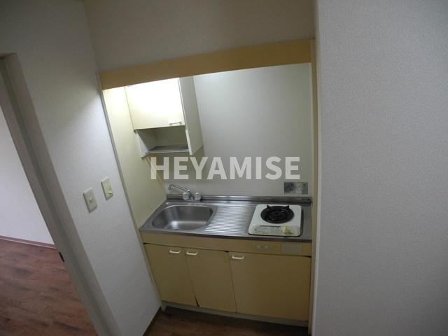 キッチン　※室内画像は別号室のもの