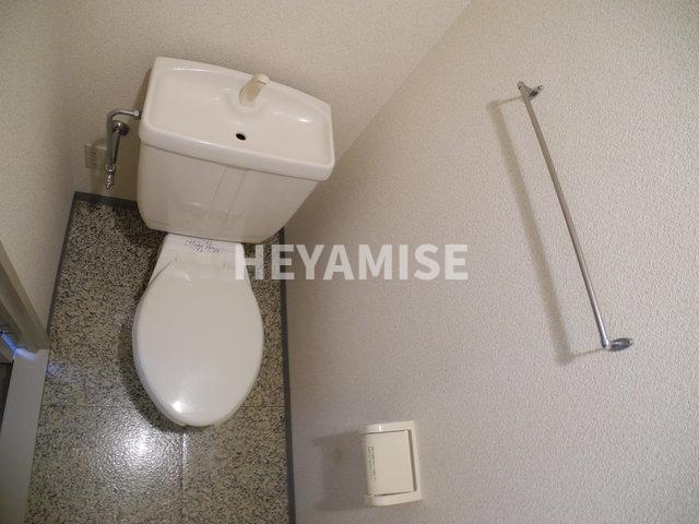 トイレ　※室内画像は別号室のもの