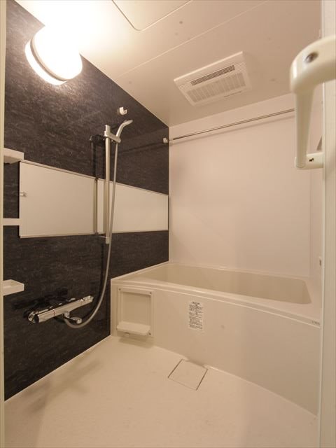 バス・シャワールーム　追い焚き浴室暖房乾燥機能付バス