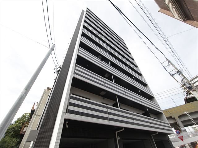 建物外観　外観　オートロックTVモニターホン防犯カメラ宅配BOX完備