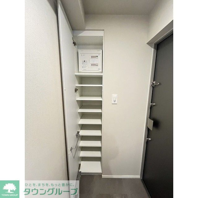 玄関　シューズボックス
