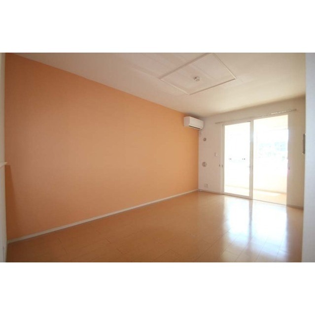 居室・リビング　内装写真は全て１０３にて撮影しました