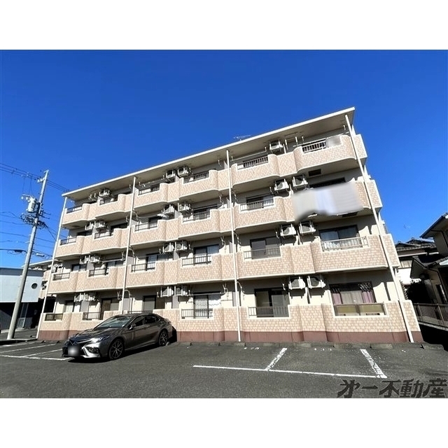 エントランス　建物外観