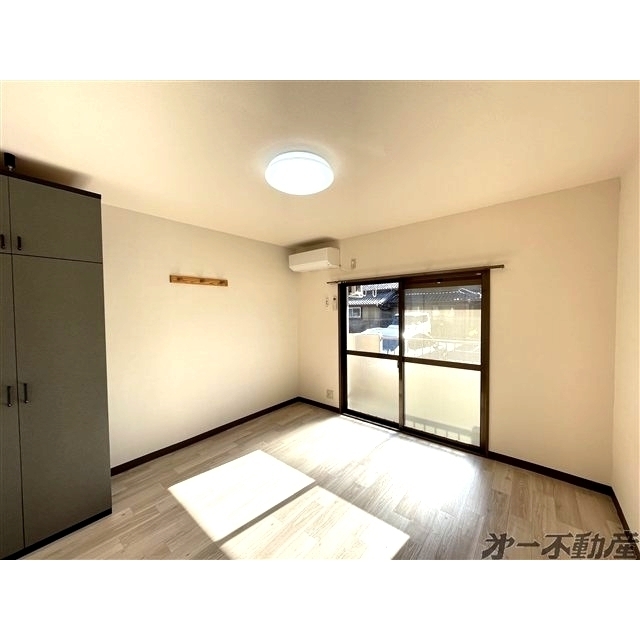 建物外観　洋室