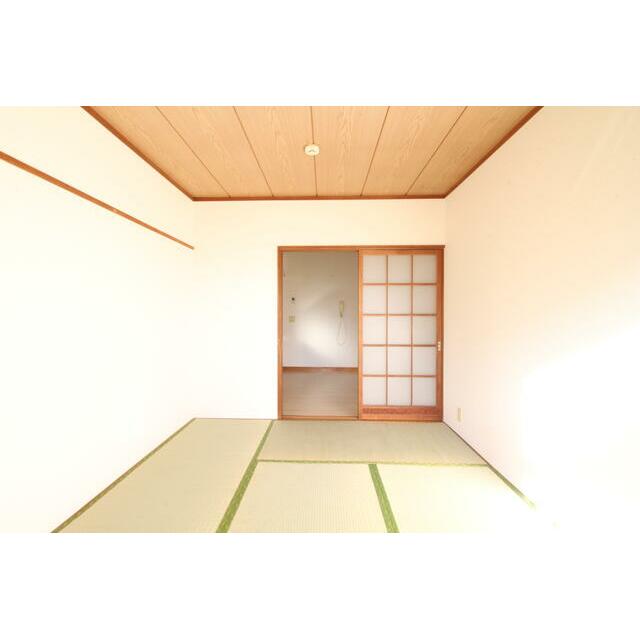 その他　和室は６帖あります。