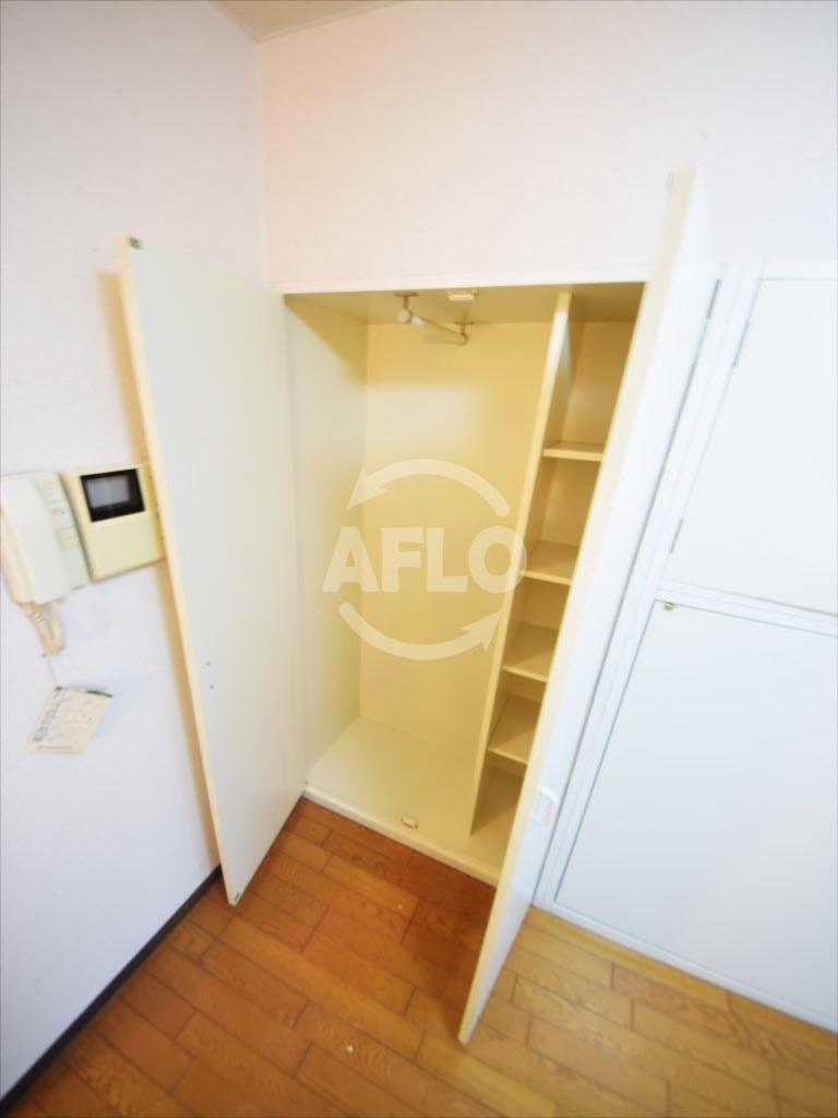 収納　大国町池田マンション 　クロゼット
