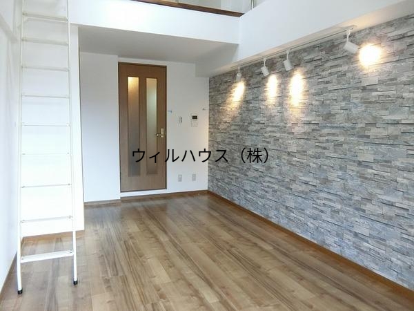 居室・リビング　室内きれいです！