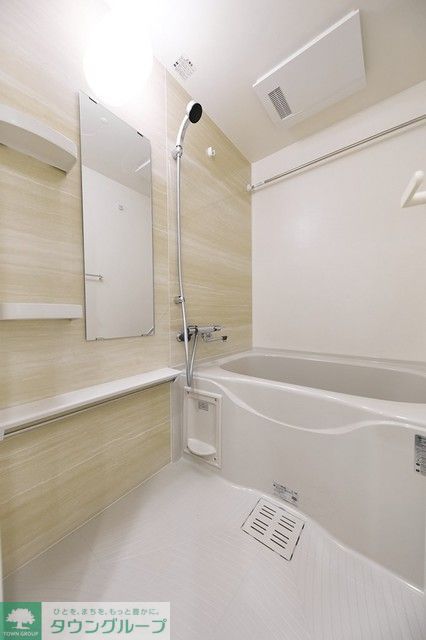 バス・シャワールーム　※写真は同タイプ住戸です。