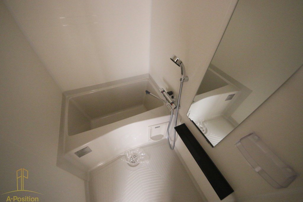 バス・シャワールーム　プレサンス谷町九丁目駅前