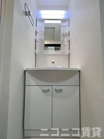 洗面設備　別号室イメージの為、現状を優先致します。