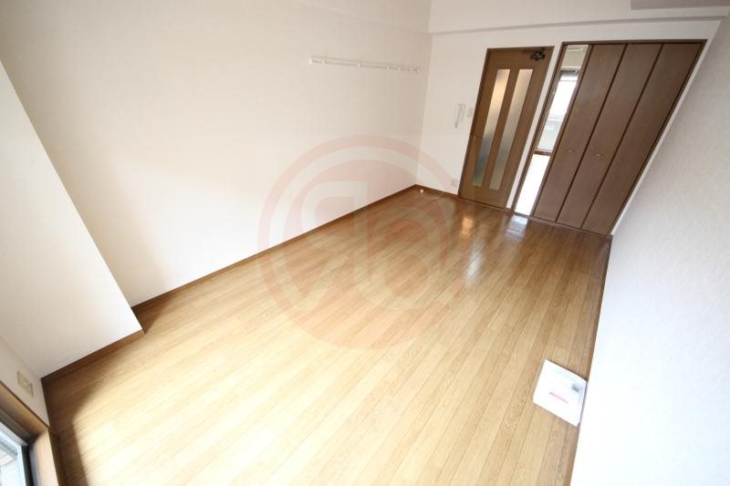 その他部屋・スペース　広くて明るい寝室