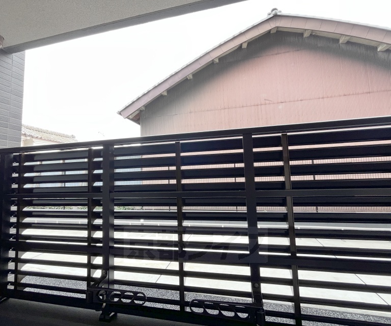 バルコニー　・建築中