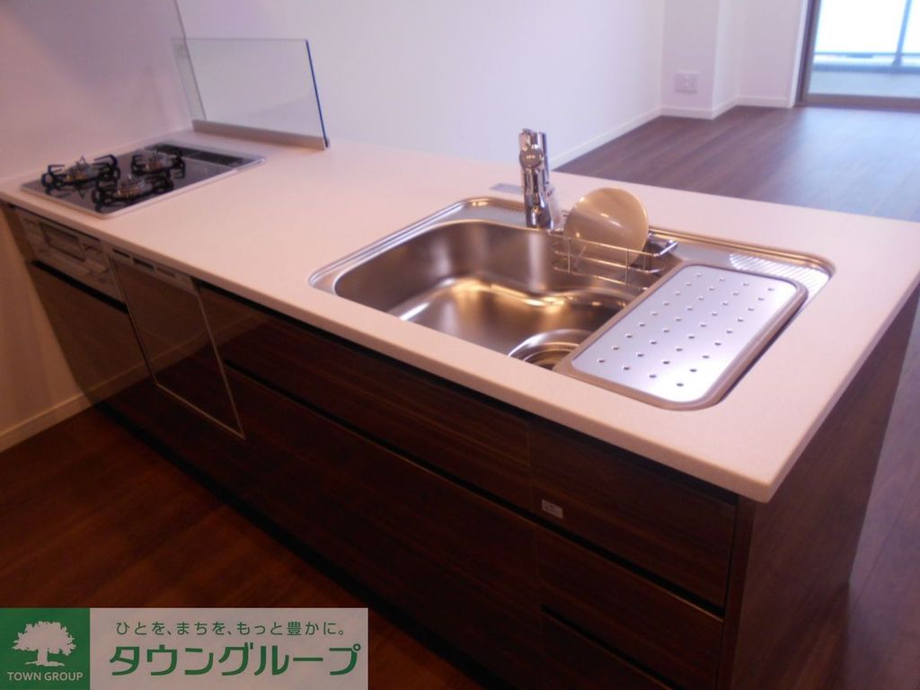 キッチン　反転タイプのお部屋の写真です☆