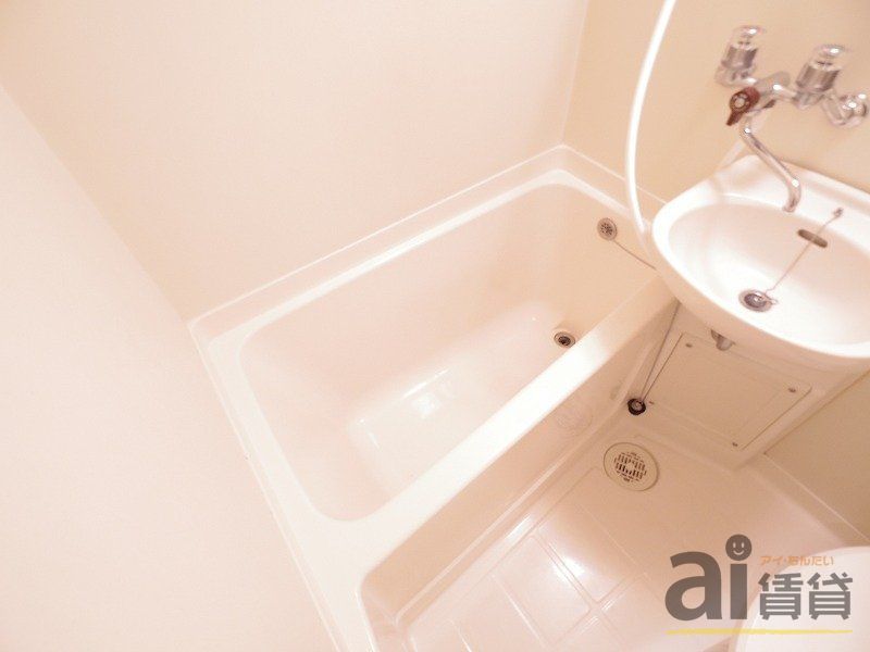 バス・シャワールーム　～同仕様写真～