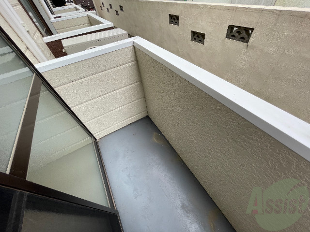 バルコニー　キレイなバルコニーです。洗濯物も干せそうです。