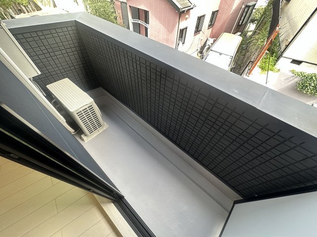 バルコニー　お洗濯にも便利なバルコニー付き