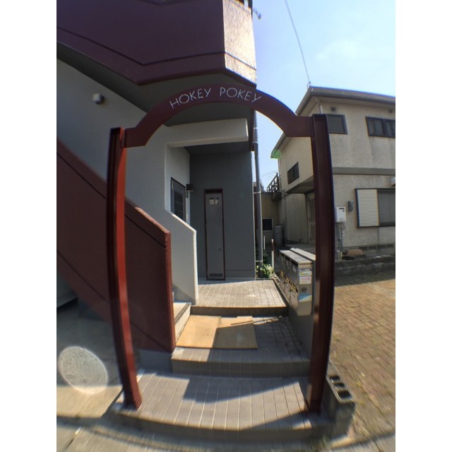 エントランス　建物の内部です