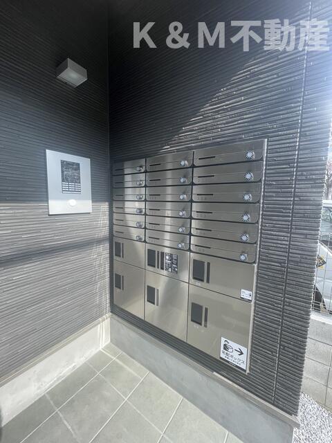 エントランス　建物の内部です