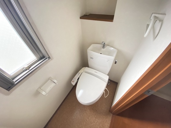 トイレ　※別部屋の写真です