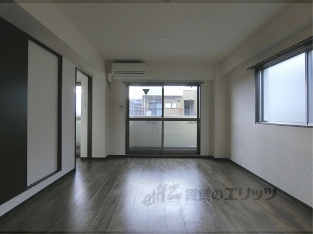 居室・リビング　洋室