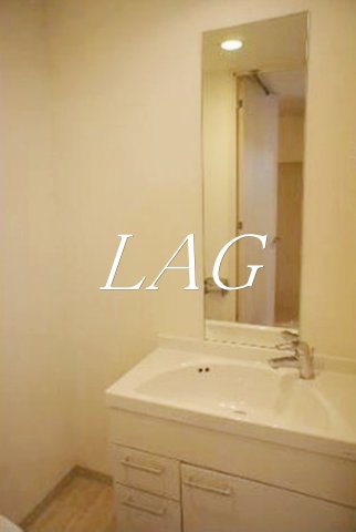 洗面設備　独立洗面台です。