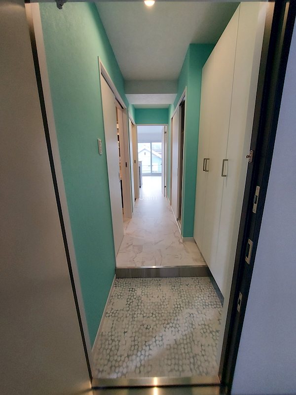 玄関　※同タイプの他のお部屋です