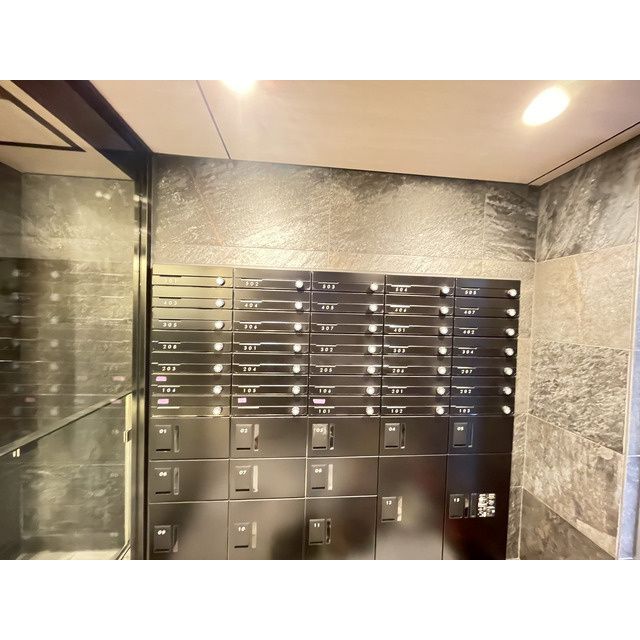 その他共有部分　宅配ボックスもあります♪