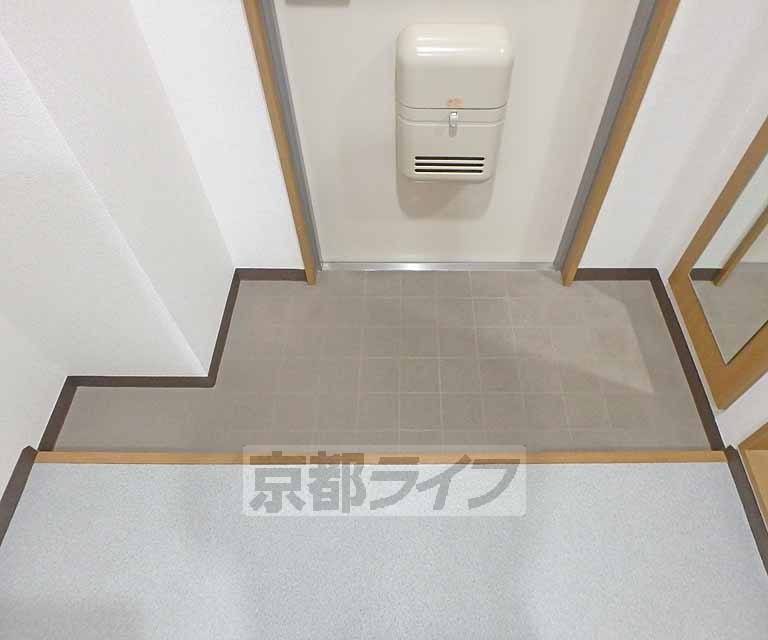 玄関　お洒落な雰囲気の玄関です。