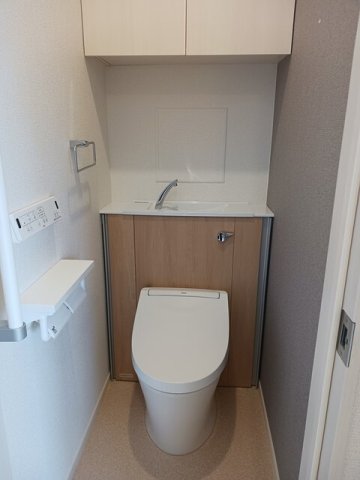トイレ　落ち着いたトイレです